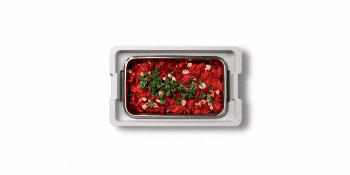 This self-heating lunchbox is on sale and perfect for lunch